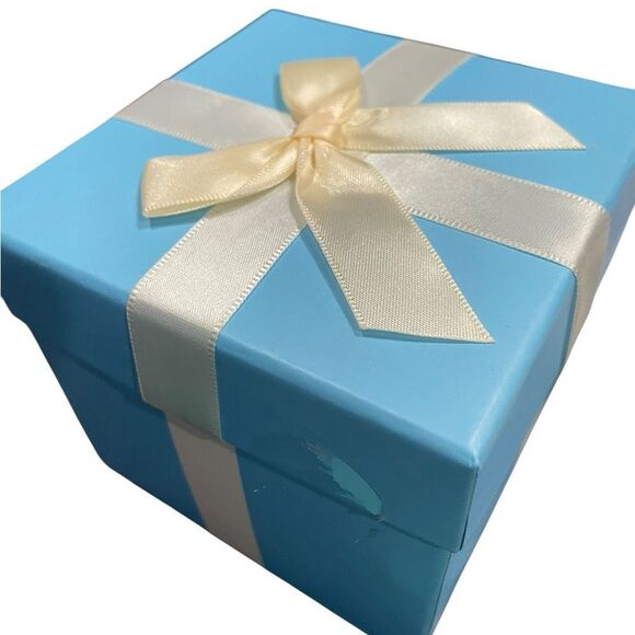 COFFEE MUG WITH SPOON AND GIFT BOX - Picture 4 of 4